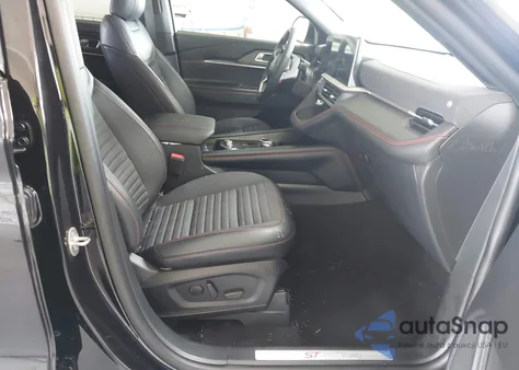 2025 Ford Explorer St-Line from USA, damaged, VIN 1FMUK7KH7SGC05618